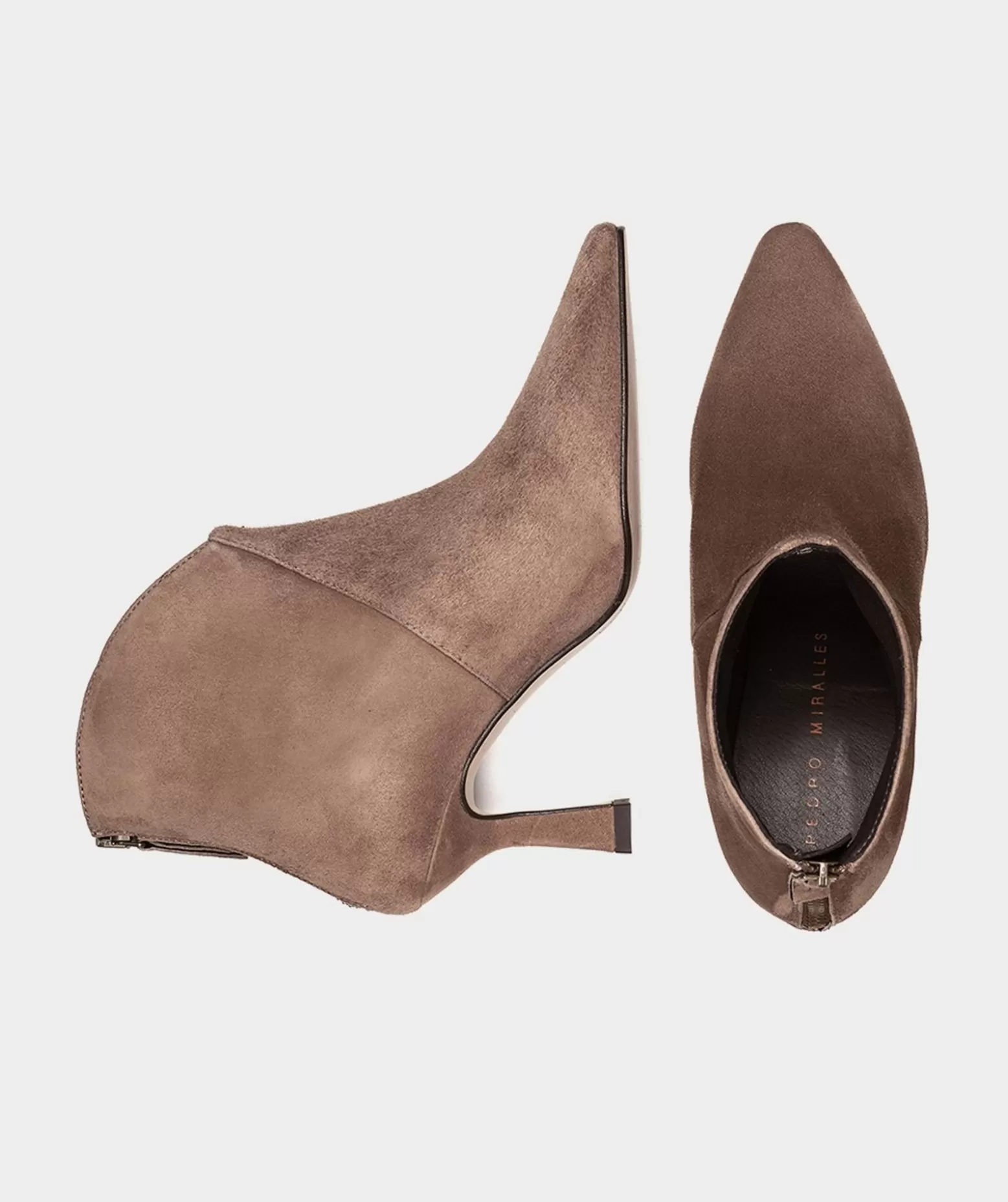 Pedro Miralles Botines De Tacon Confeccionados En Ante De Color Crudo
