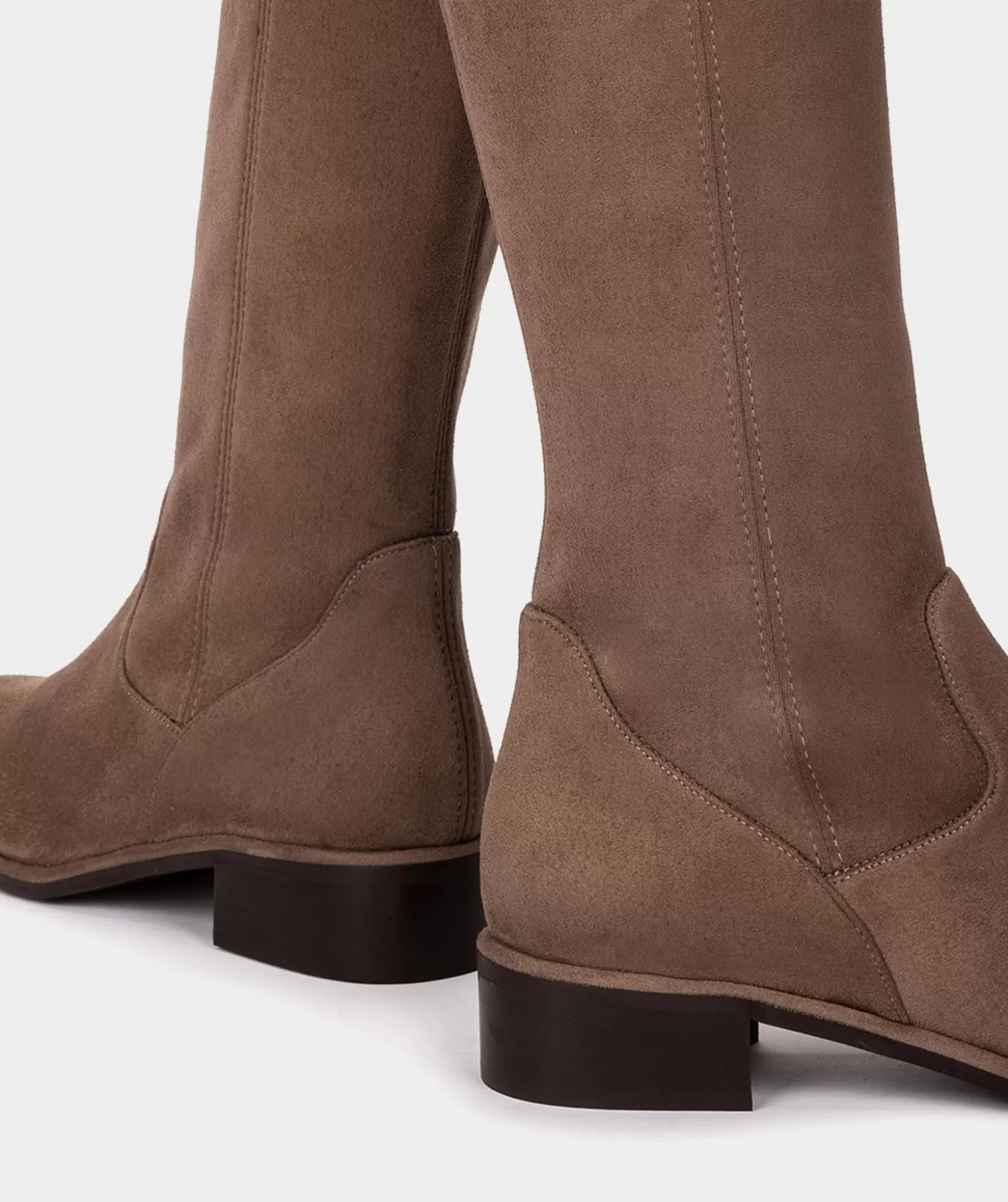 botte_en_cuir_vegetalien_elastique_de_couleur_taupe_4.webp Pedro Miralles Botte En Cuir Vegetalien Elastique De Couleur Taupe