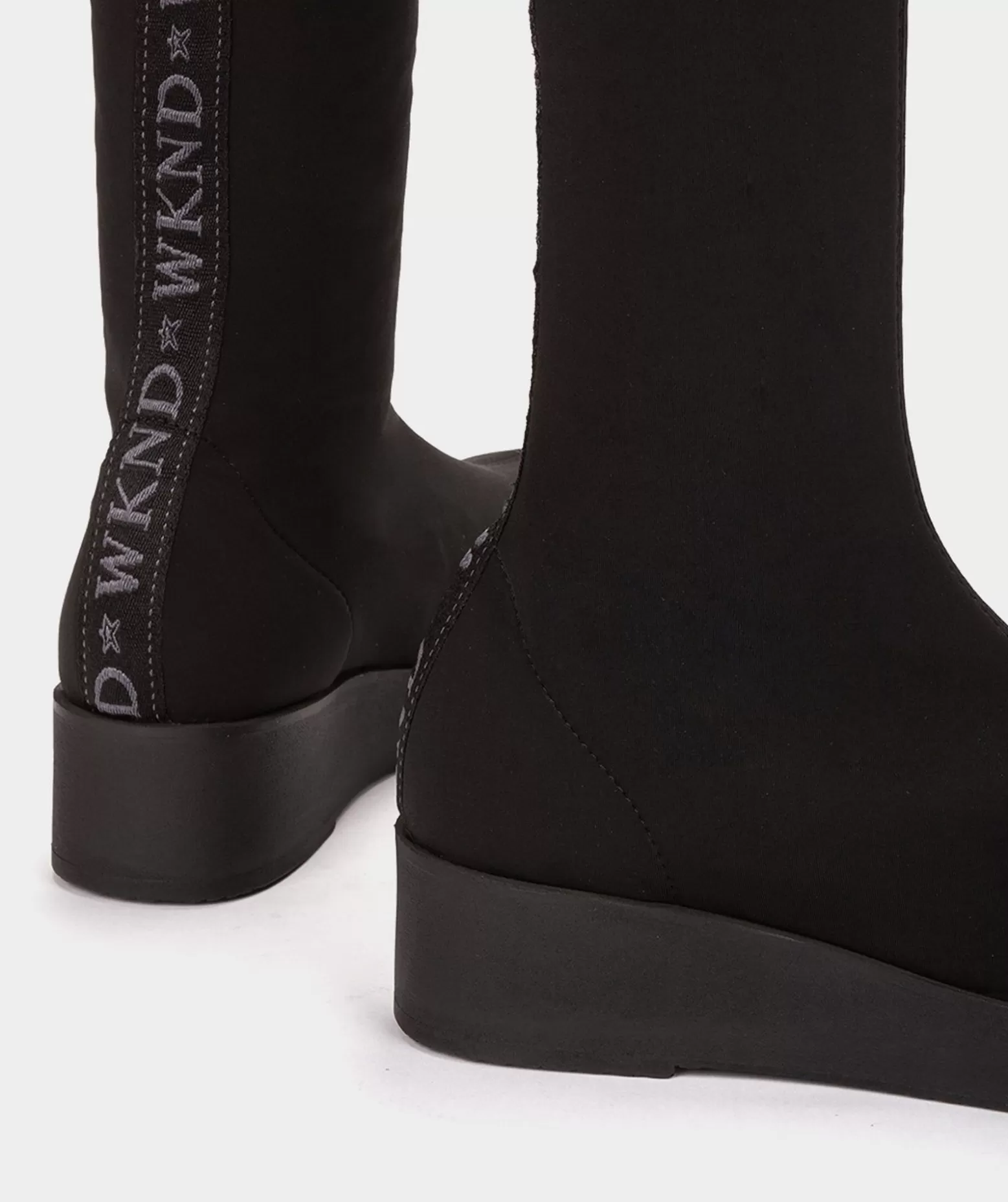 bottes_hautes_en_tissu_extensible_de_couleur_noire_3.webp Pedro Miralles Bottes Hautes En Tissu Extensible De Couleur Noire