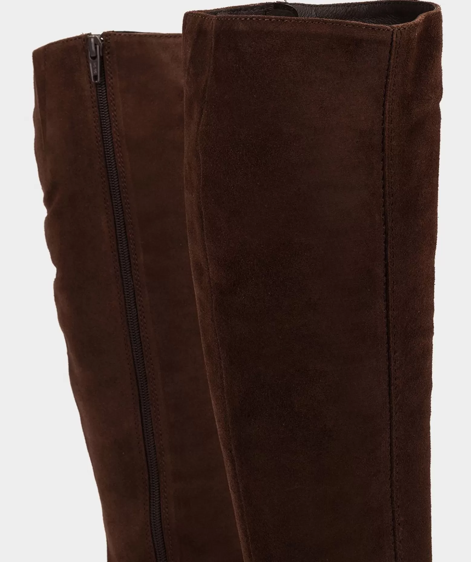 bottes_montantes_en_croute_de_cuir_de_couleur_marron_3.webp Pedro Miralles Bottes Montantes En Croute De Cuir De Couleur Marron