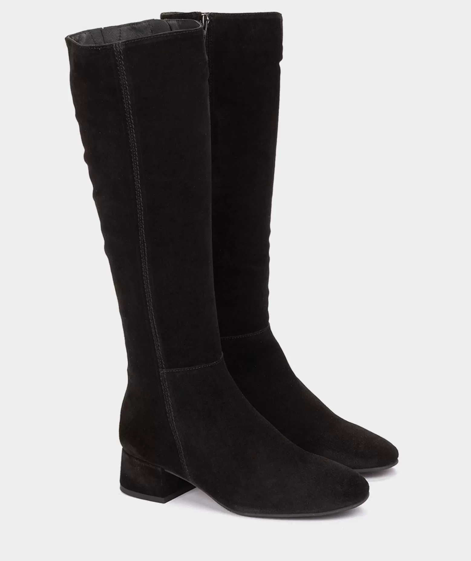 bottes_montantes_en_croute_de_cuir_de_couleur_noire_1.webp Pedro Miralles Bottes Montantes En Croute De Cuir De Couleur Noire