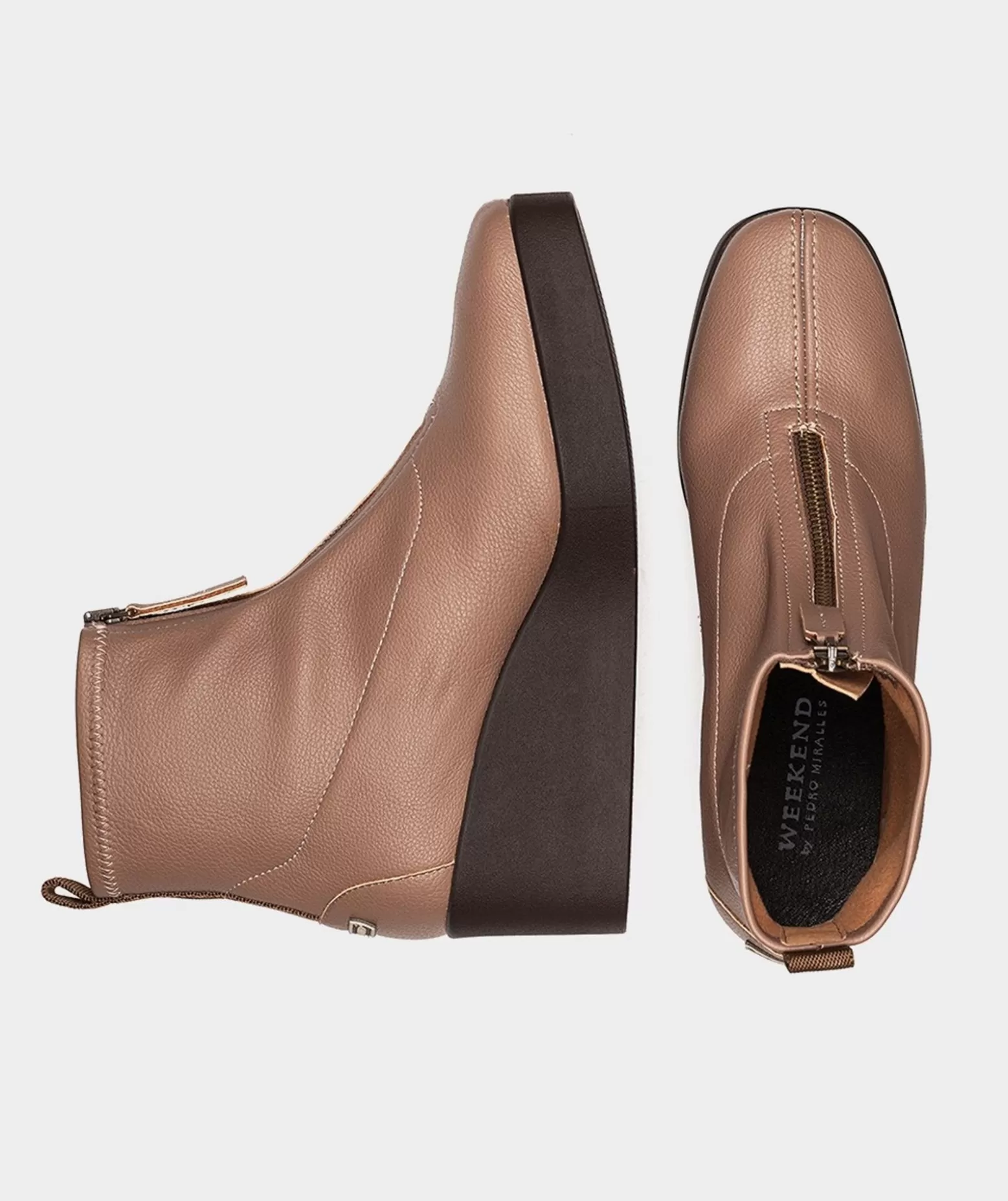 Pedro Miralles Bottines A Semelle Compensee Avec Plateforme Elastique En Cuir Vegetalien De Couleur Taupe